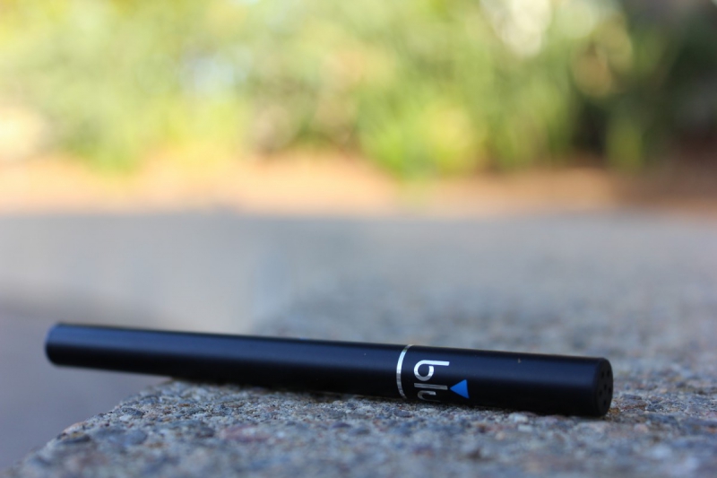 magasin-CALLAS-min_e_cigarette_vaping_blu_cigs_blu_electronic_cigarette_tobacco_cigarette_smoke-637061