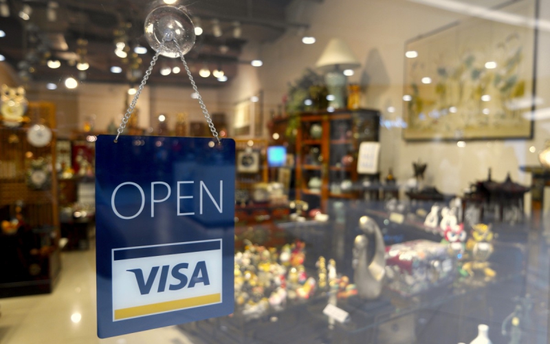 magasin-CALLAS-min_open_sign_visa_sign_open_store_sign_visa_credit_card_business-810443